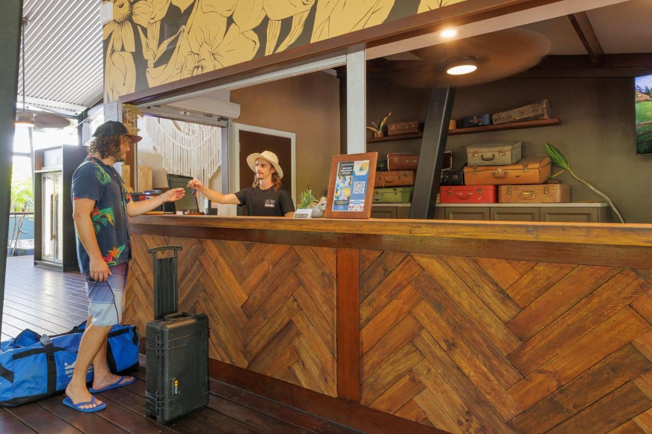 Selina Magnetic Island Hostel Horseshoe Bay Bagian luar foto